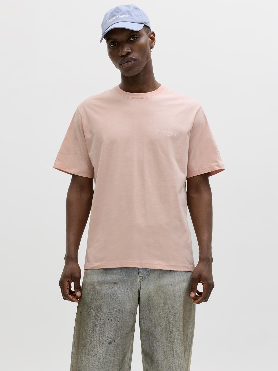 model_shot-front