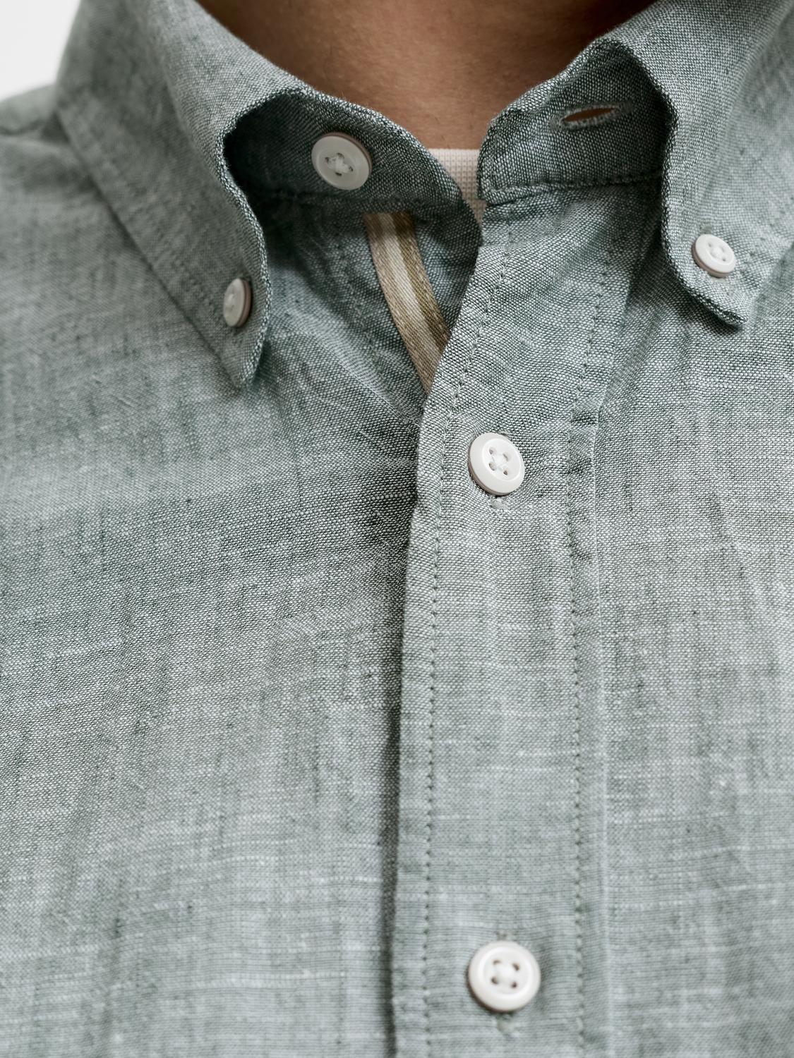 model_shot-detail
