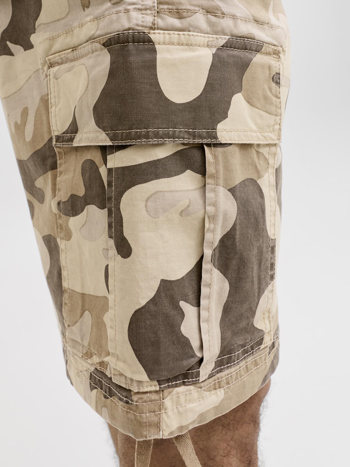 model_shot-detail
