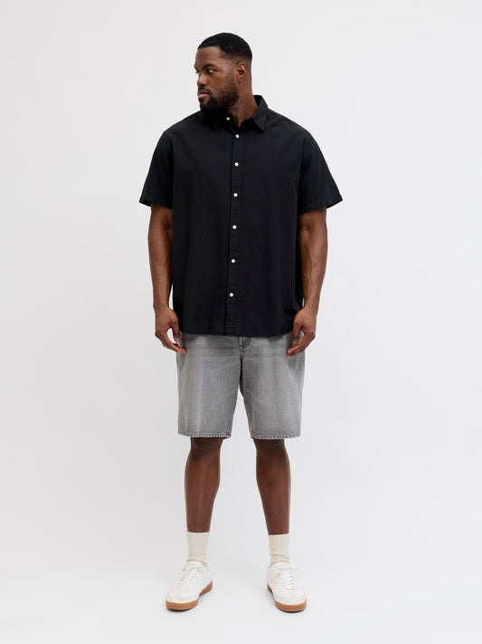 model_shot-front_full