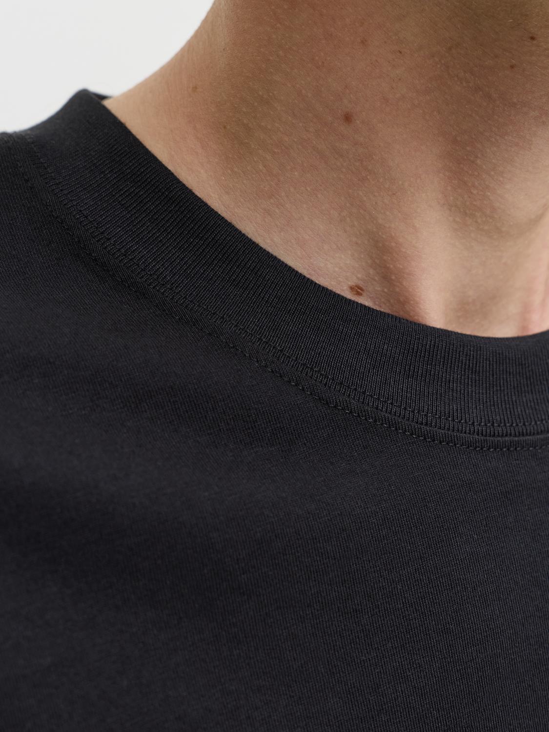model_shot-detail