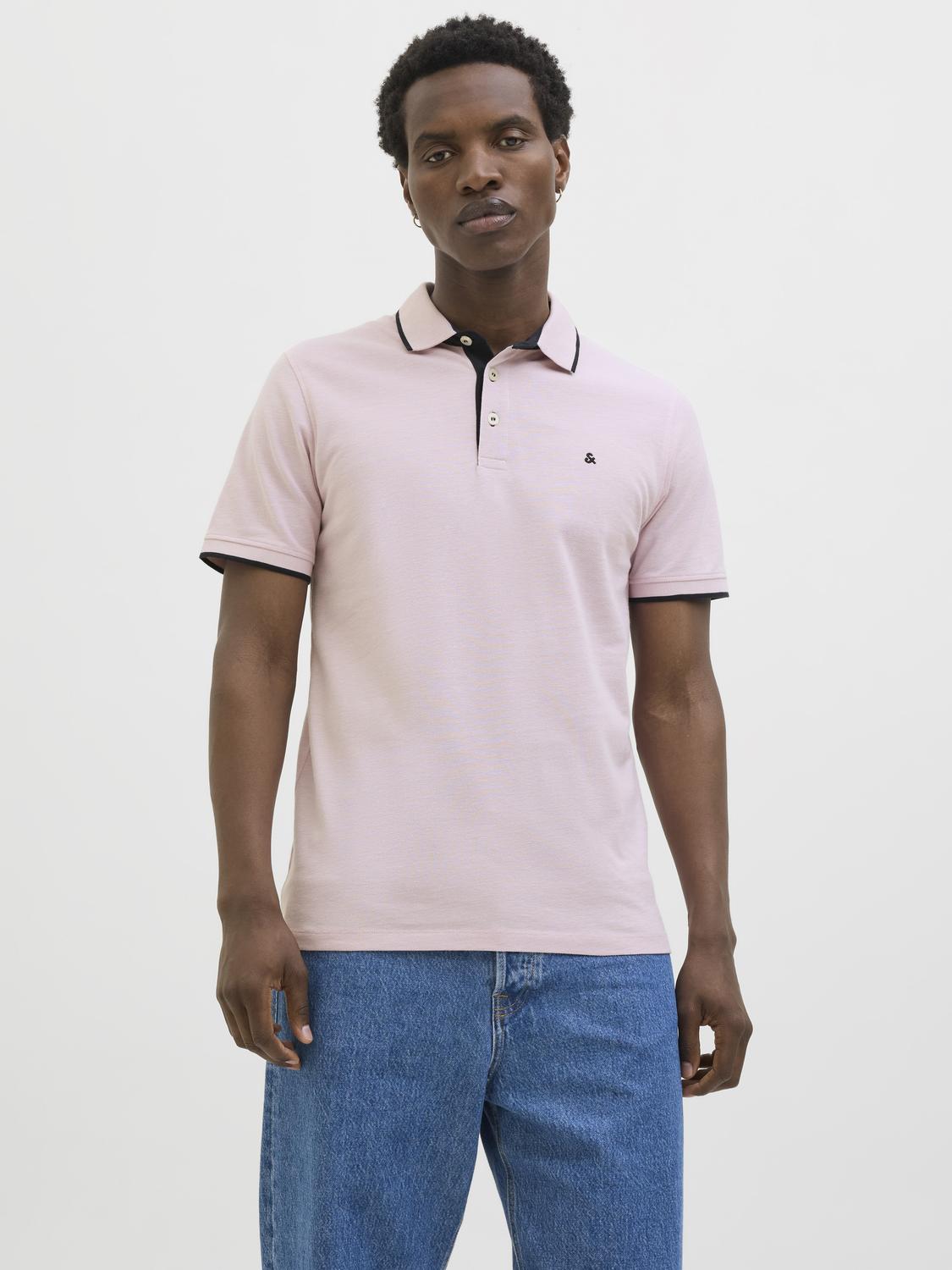 model_shot-front