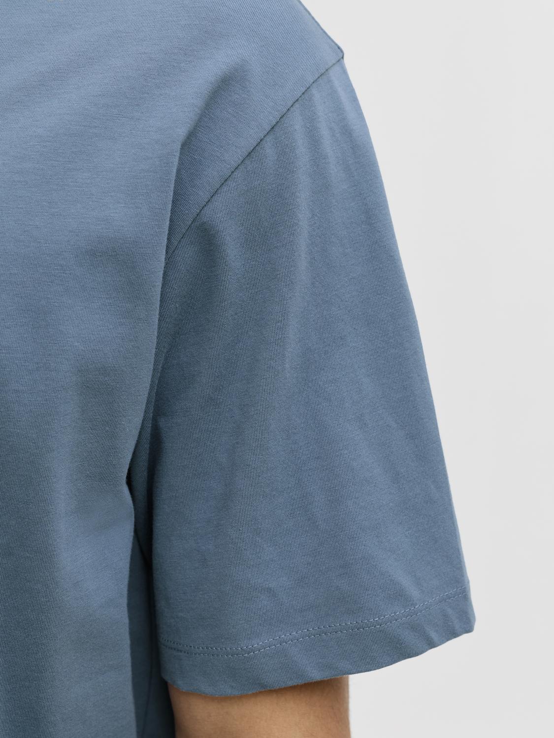 model_shot-detail