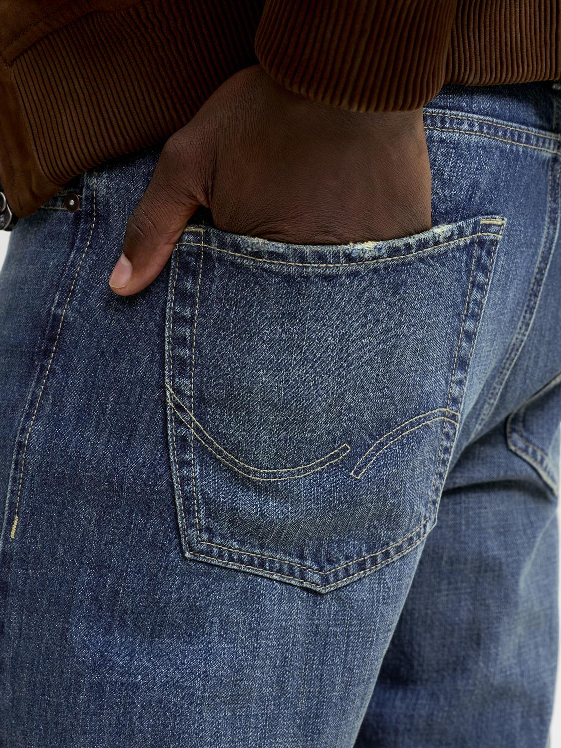 model_shot-detail