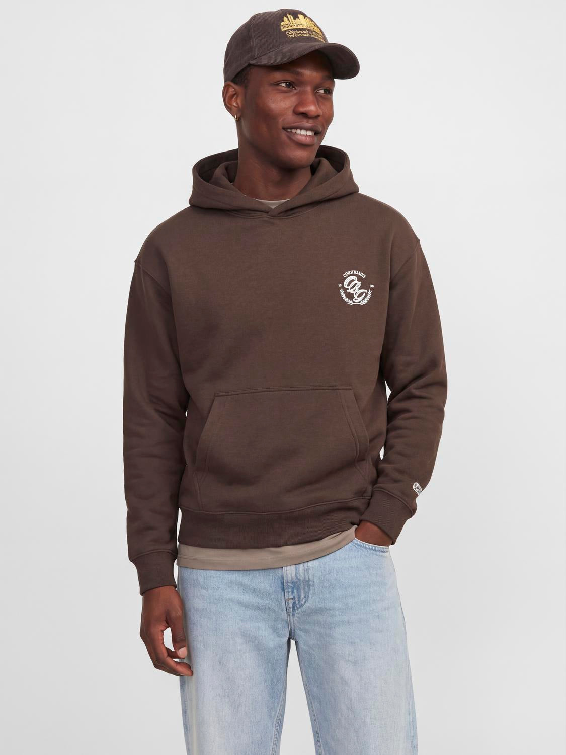 model_shot-front