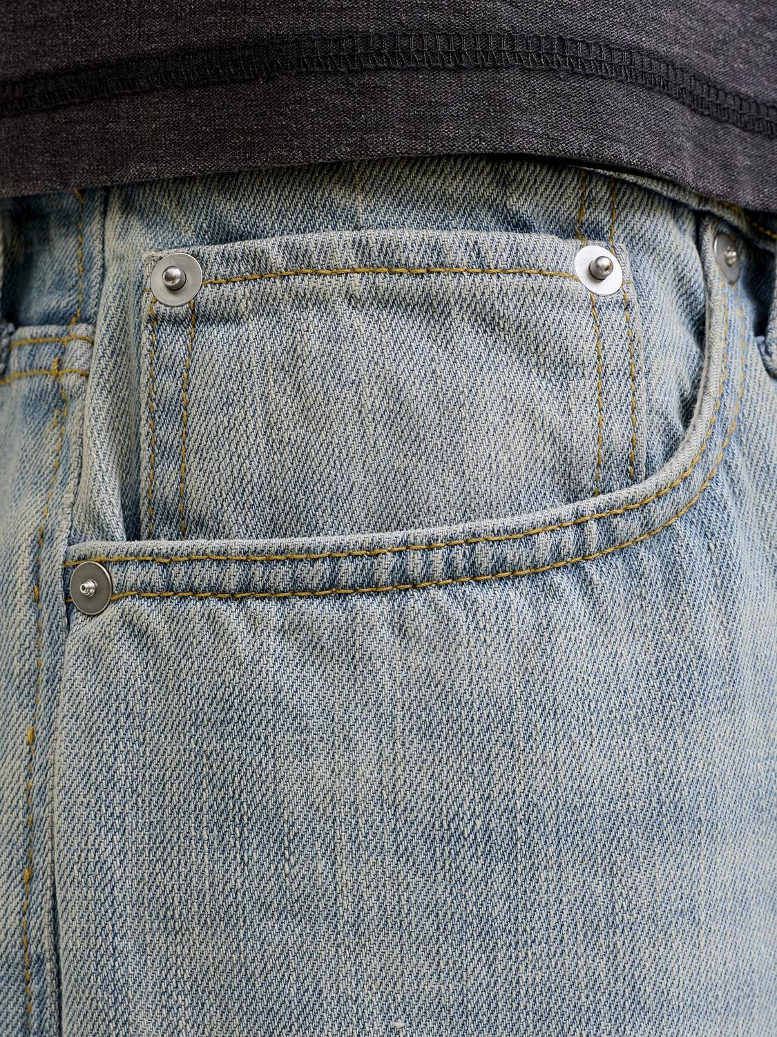 model_shot-detail