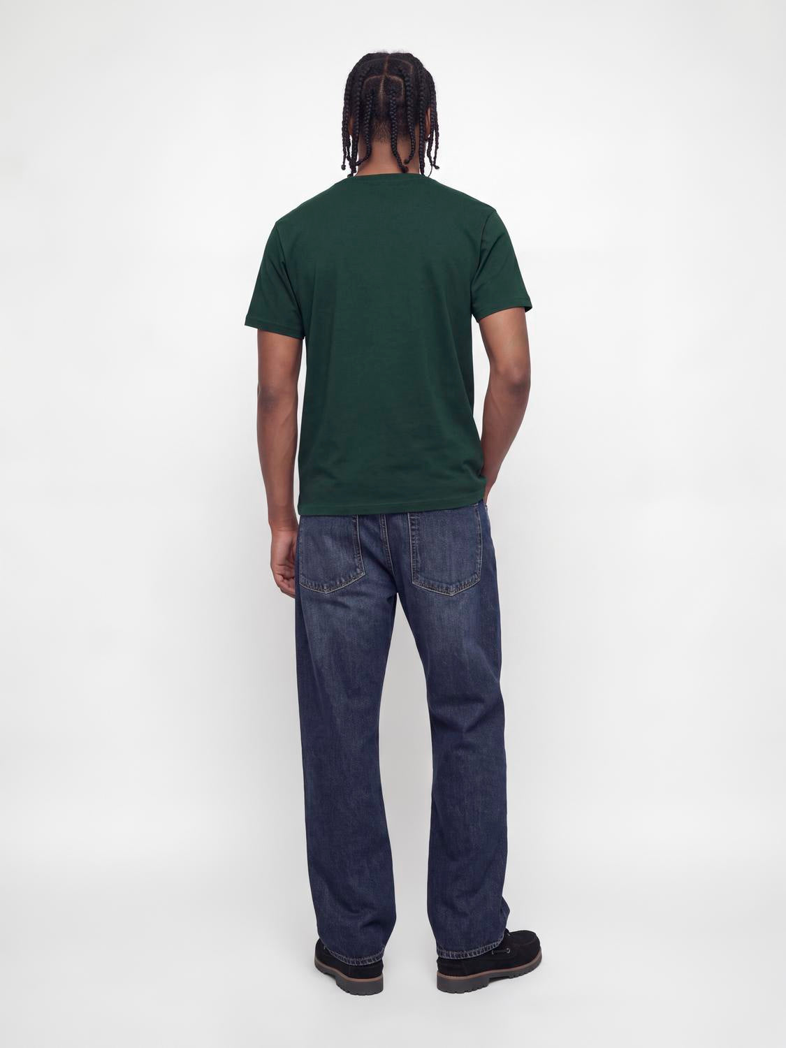 model_shot-back