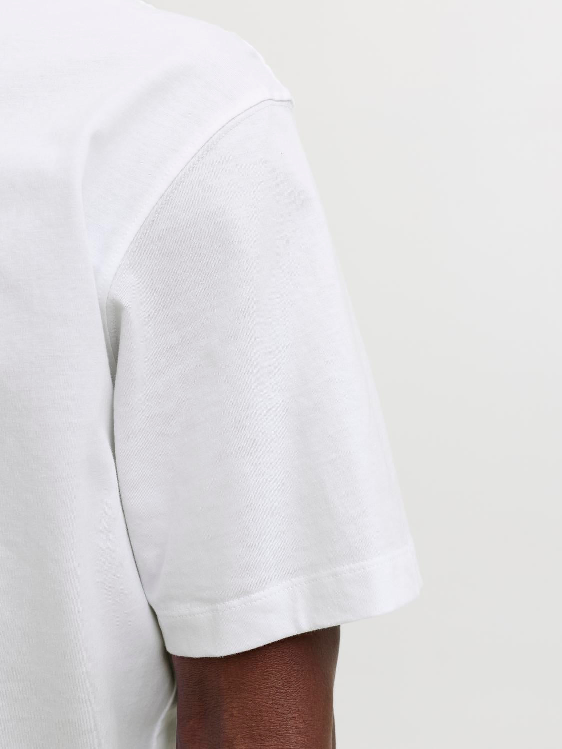 model_shot-detail