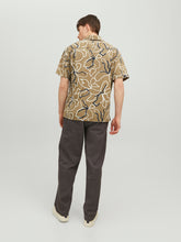 Load image into Gallery viewer, JPRBLATROPIC Shirts - Covert Green
