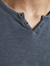 Load image into Gallery viewer, JJESPLIT T-Shirt - navy blazer
