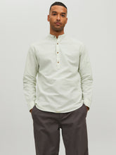 Load image into Gallery viewer, JPRBLASUMMER Shirts - Celadon Green
