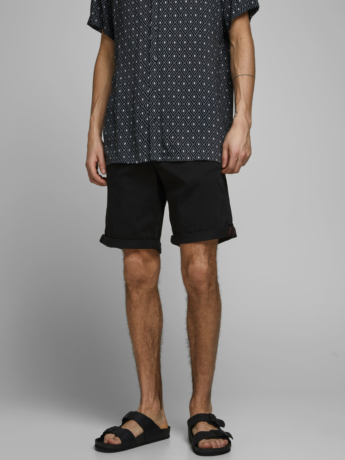 JJIBOWIE Shorts - black