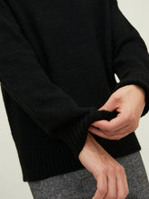 Load image into Gallery viewer, JOROLLIE Pullover - Black
